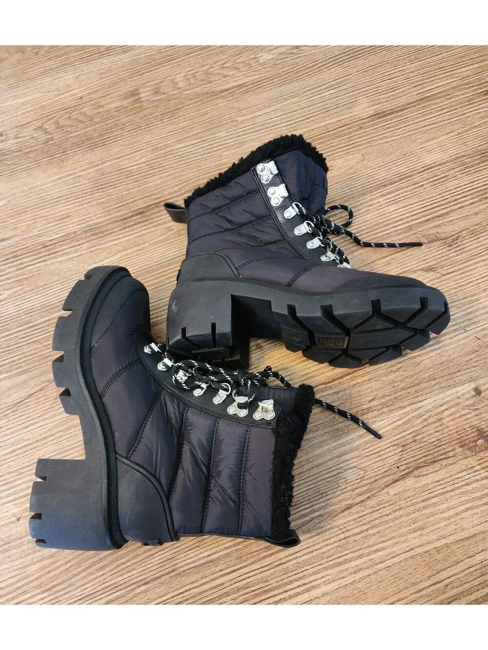 Size 5. Tory Burch Black Quilted Lace-Up Winter Boots with Shearling Lining,